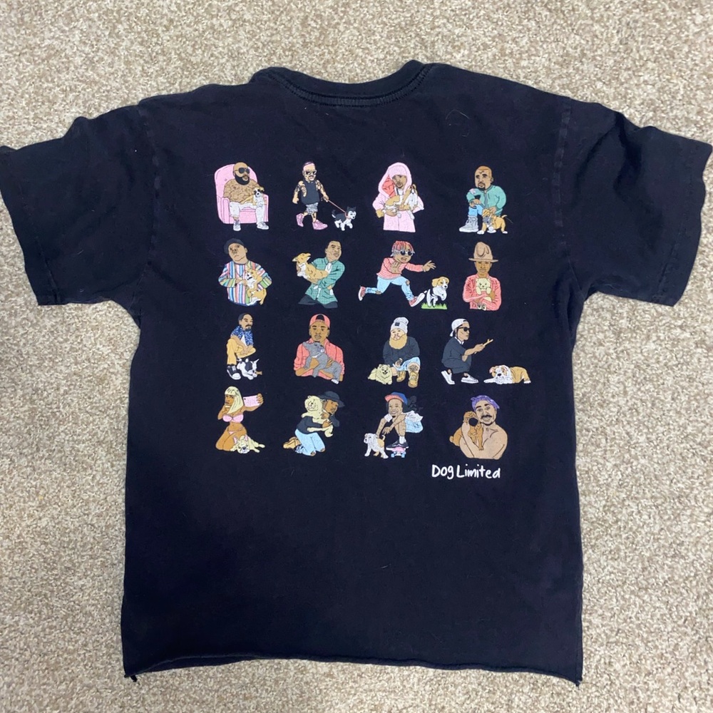 RAPPERS WITH PUPPIES T SHIRT MEN’S MEDIUM